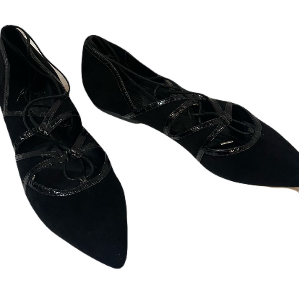 ***NIB*** B Brian Atwood | Black | Pointed-Toe Flats with Cut-Out Design | 8.5
